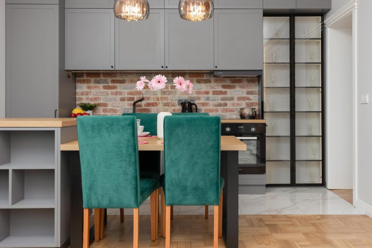 Warszawa Ochota Modern Apartment For Families By Noclegi Renters Exteriör bild